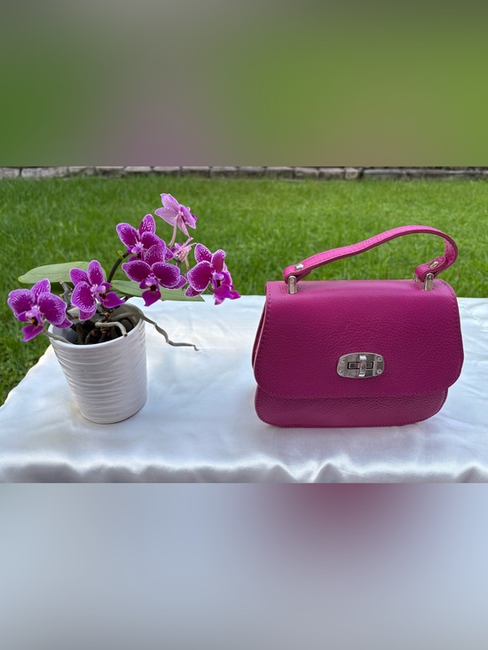 Handbags - Vibrant classy fuschia Top-Handle pebbled Leather satchel from Italy